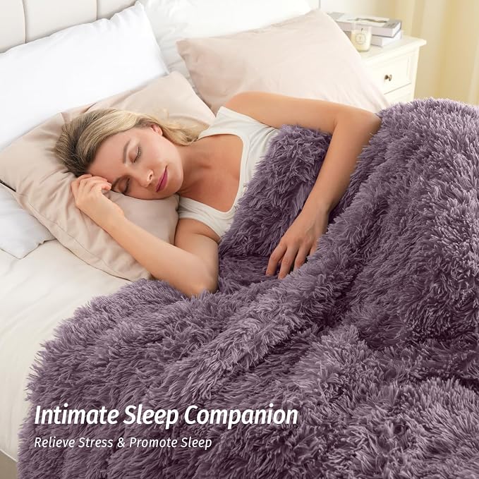 Wemore Shaggy Long Fur Faux Fur Weighted Blanket, Cozy and Fluffy Plush Sherpa - Image 3