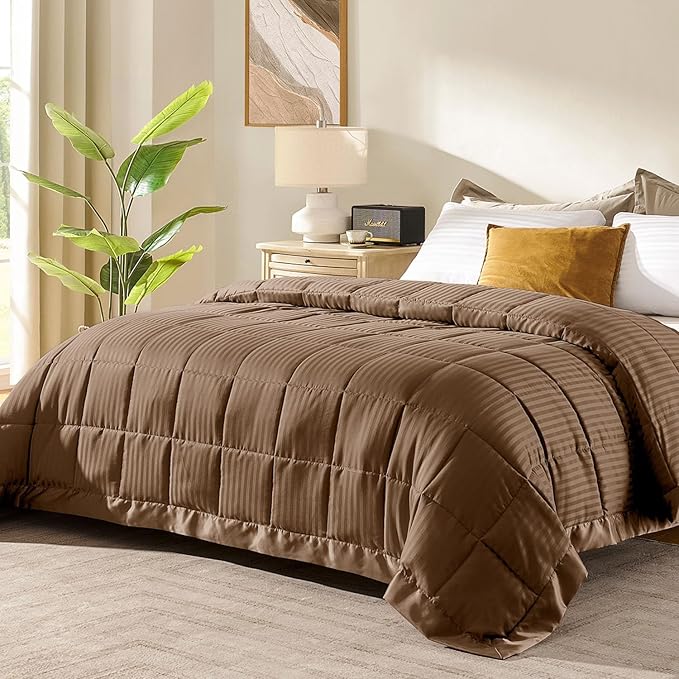 downluxe Queen Size Blanket by Downluxe
