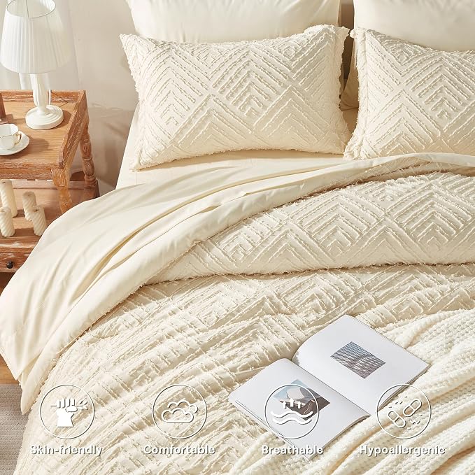 Zzlpp King Comforter Set 7 Pieces, Cream Tufted Bed in a Bag - Image 3