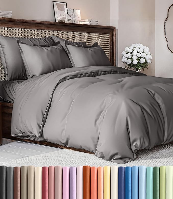 Duvet Cover Queen Size Set by CGKUnlimited