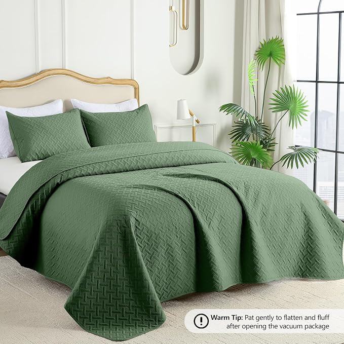FLYMME Olive Green Twin Quilt Bedding Set Thin Lightweight Bedspreads, Modern - Image 2