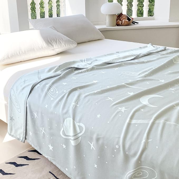 AmyHomie Cooling Blanket for Kids, Soft Comfy Summer Throw for Hot Sleepers - Image 4