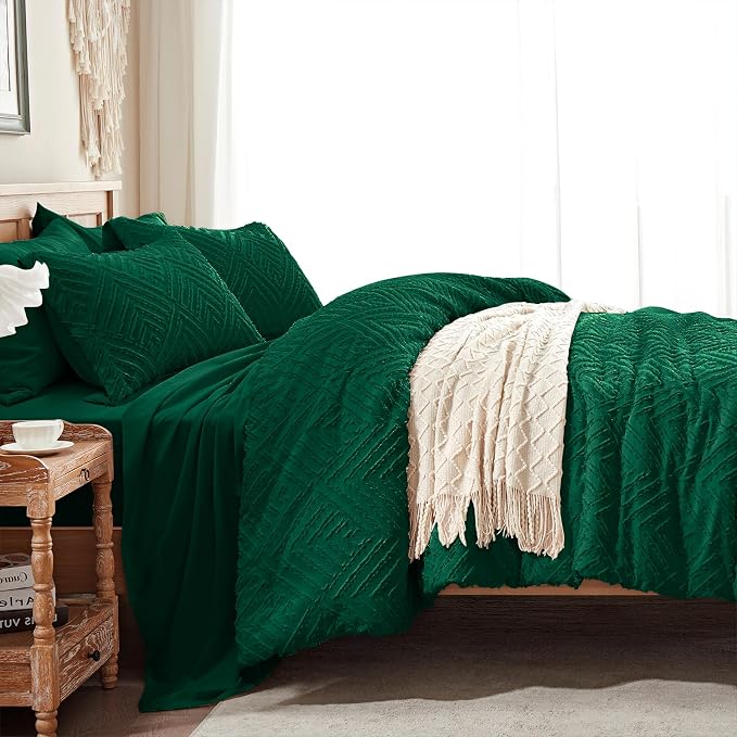 Zzlpp King Comforter Set 7 pieces, Emerald Green Tufted Bed in a Bag - Image 4