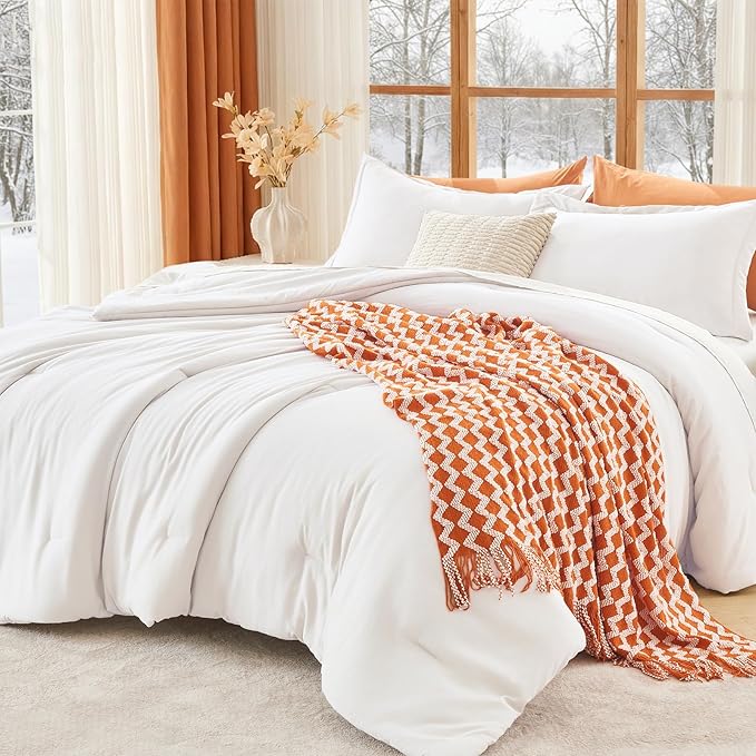 MUXHOMO Queen Comforter Set, All Season Ultra Soft Down Alternative Bedding by MUXHOMO