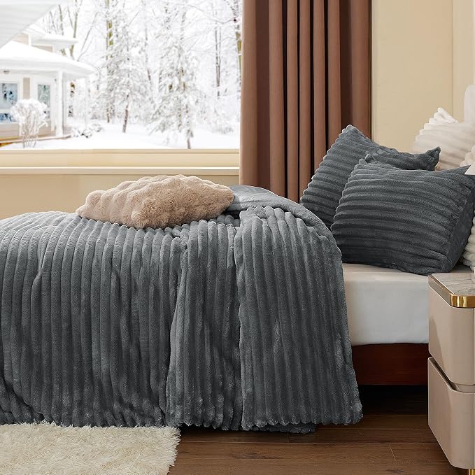 BEDELITE Fleece King Comforter Set -Super Soft & Warm Fluffy Grey Bedding - Image 4