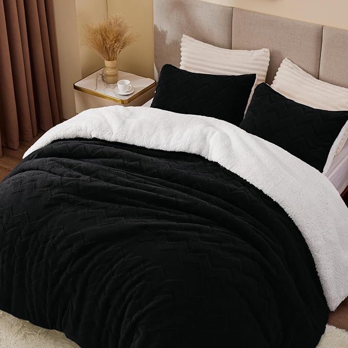 BEDELITE Fluffy Full Size Comforter Set - Image 4