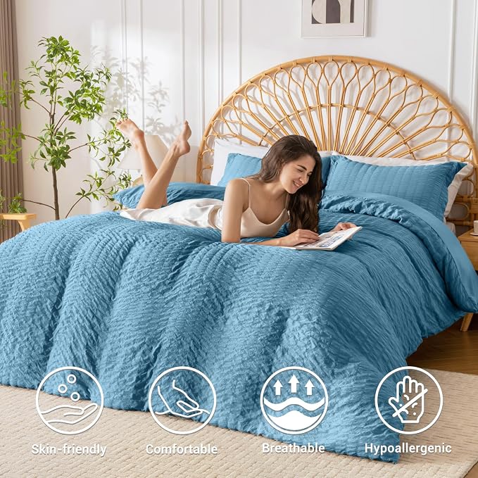 HYMOKEGE Mineral Blue Duvet Cover Queen Size, Ultra Soft 3-Piece Seersucker - Image 2