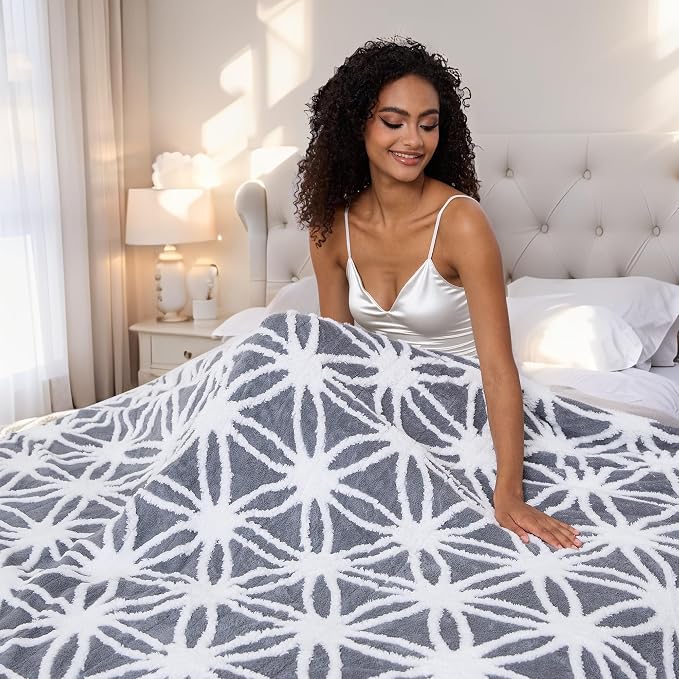 Electric Heated Blanket Full Size 72"x84" Ultra Soft Sherpa Fleece by Soypipo