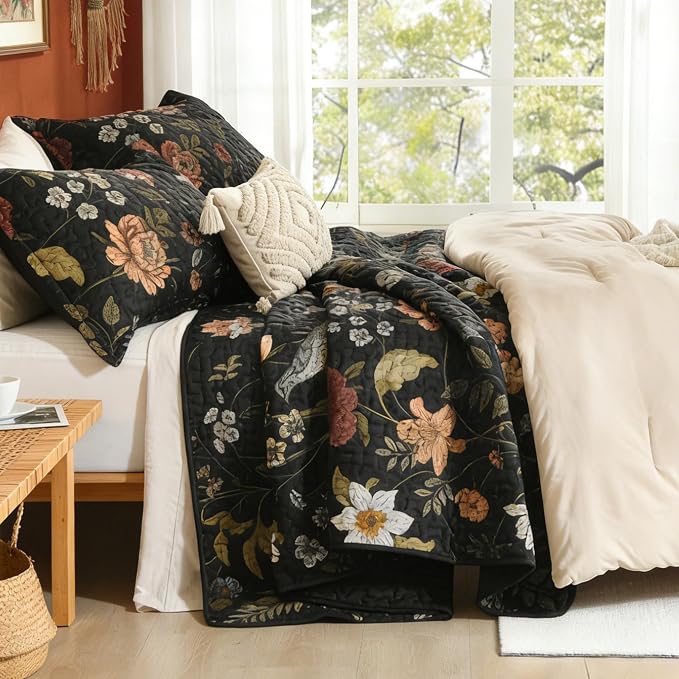 Litanika Floral Black Quilt King Size - Image 2