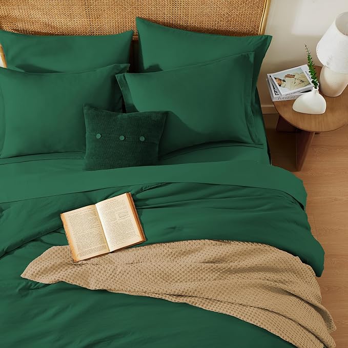 WRENSONGE Queen Comforter Set- 7 Pieces Soft Emerald Green Bed in a Bag - Image 3