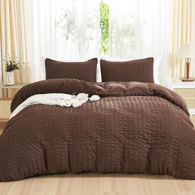 AveLom Brown Duvet Cover Cal King, 3 Pieces, Seersucker Striped Soft Washed by AveLom