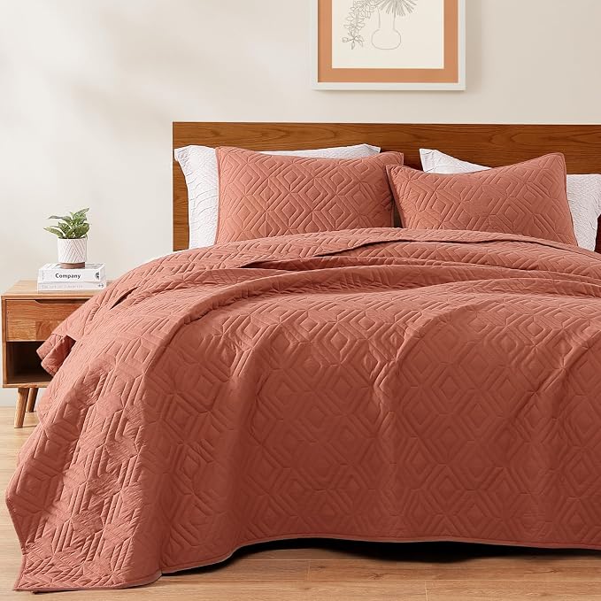 WRENSONGE Queen Quilt-3 Pieces Geometric Autumn Leaf Bedspreads Queen Size by WRENSONGE