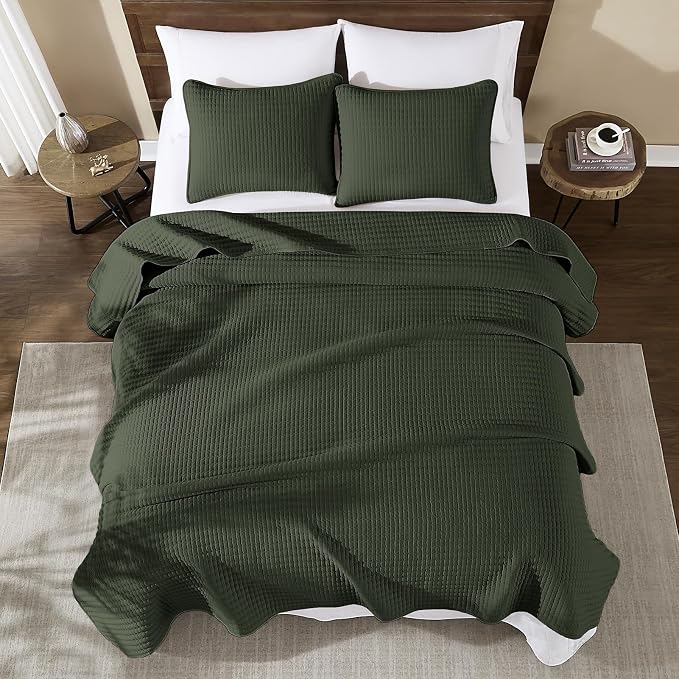 WRENSONGE Queen Quilt-3 Pieces Lightweight Bedspreads Dark Green Queen Size - Image 3