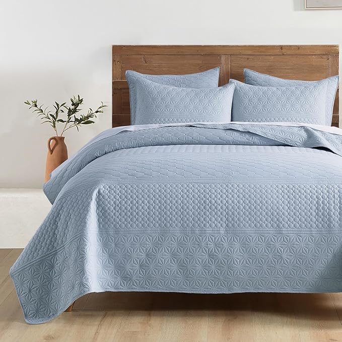 HORIMOTE HOME Light Blue Queen Size Quilt Set by HORIMOTEHOME