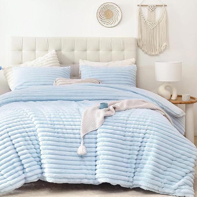 Smoofy Fluffy King Size Comforter Set 3 Pieces by SMOOFY