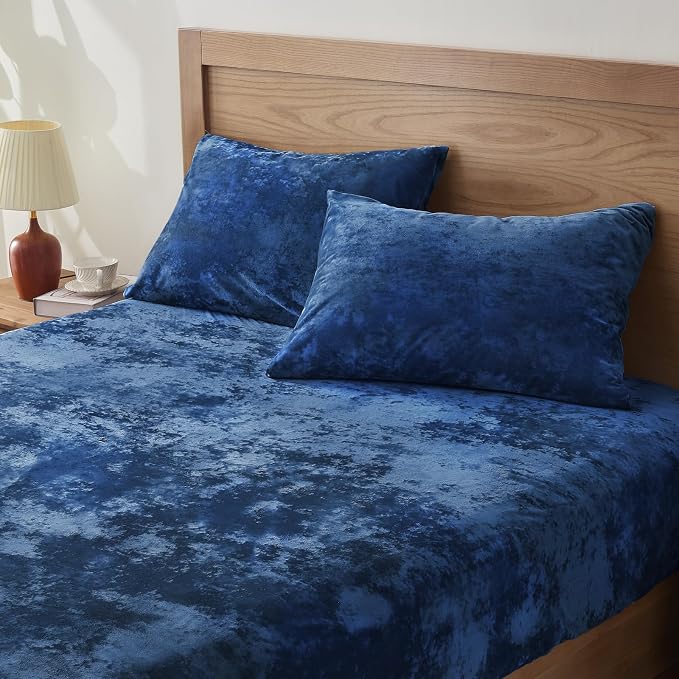 BEDELITE Velvet Fitted Sheet and Pillowcases Set, Luxury Soft Fuzzy Bottom Sheet by BEDELITE