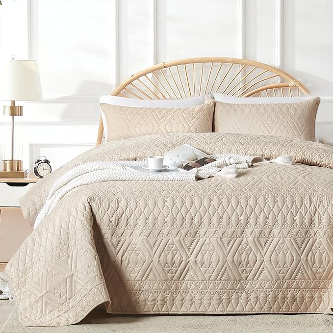 akkialla King/Cal King Size Quilt Bedding Set, Modern Style Geometric Pattern by akkialla