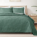 Exclusivo Mezcla King Quilt Bedding Set, Lightweight Soft Bedspreads Coverlets by ExclusivoMezcla