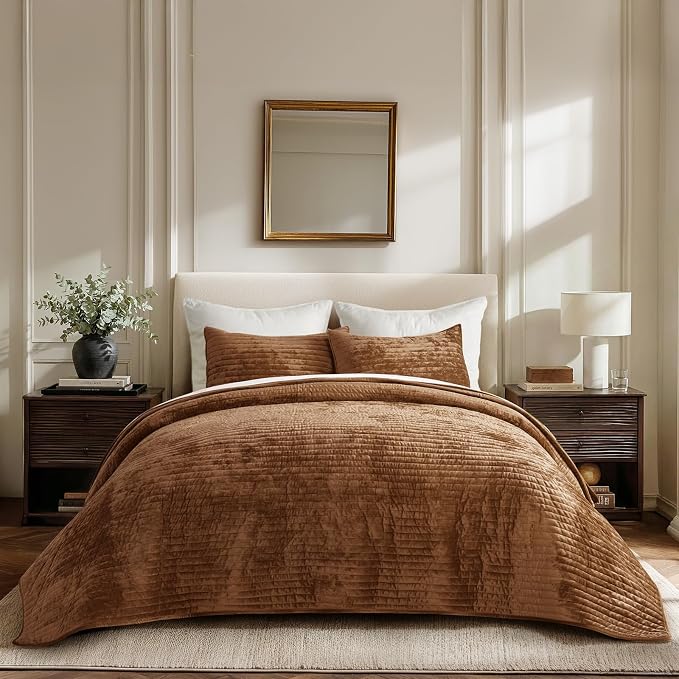EVERGRACE Velvet Quilt Set California King 118'' x 106'', Luxurious Soft by EverGrace