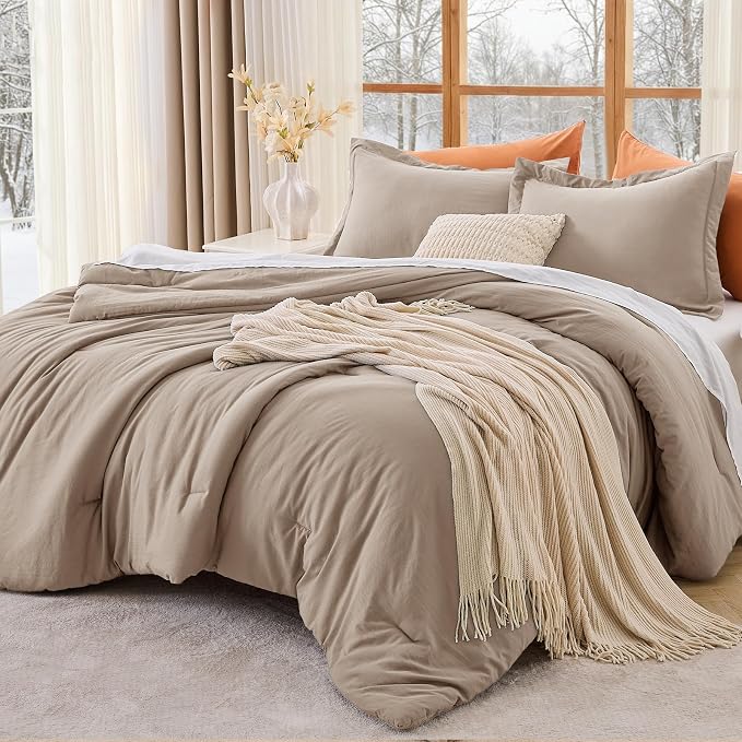 MUXHOMO King Size Comforter Set, All Season Ultra Soft Down Alternative Bedding by MUXHOMO