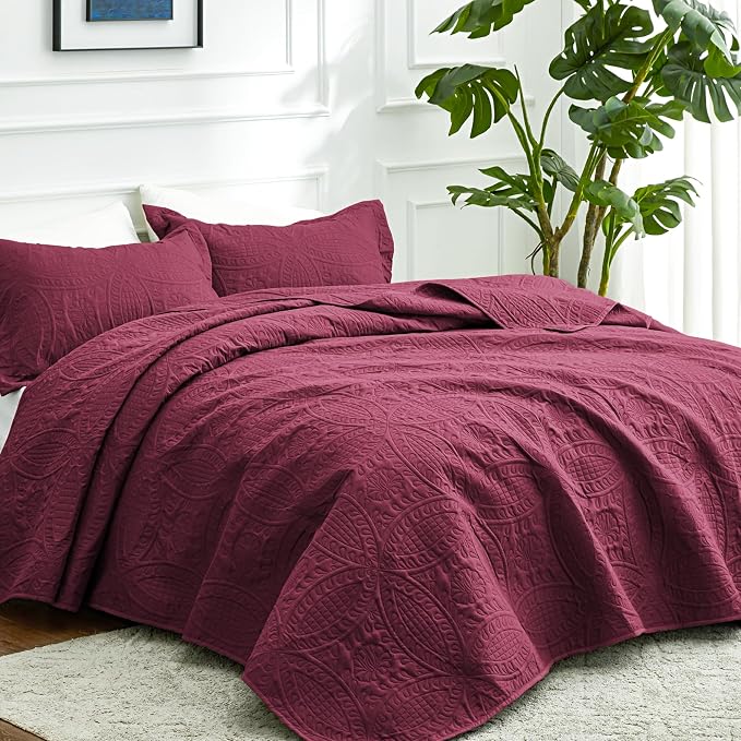 Love's cabin King Size Quilt Bedding Set Burgundy Bedspreads - Image 2