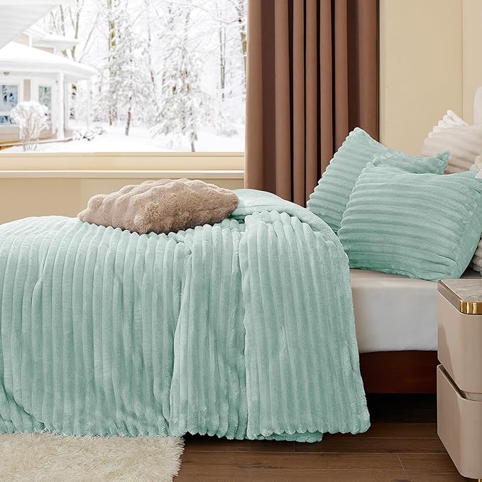 BEDELITE Fleece Twin Comforter Set -Super Soft & Warm Fluffy Light Green Bedding - Image 4