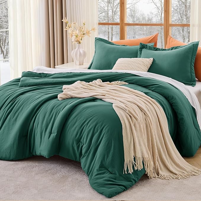 MUXHOMO King Size Comforter Set, All Season Ultra Soft Down Alternative Bedding by MUXHOMO