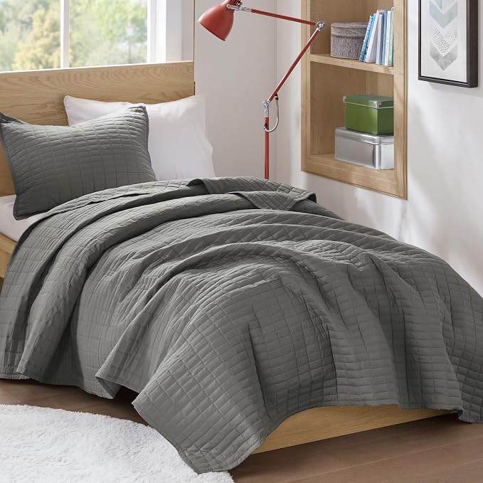 Comfort Spaces Kienna Quilt Set- Double Sided Stitching Design Summer Blanket by ComfortSpaces