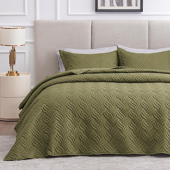 Love's cabin California King Size Quilt Bedding Set Olive Green Bedspread by Lovescabin