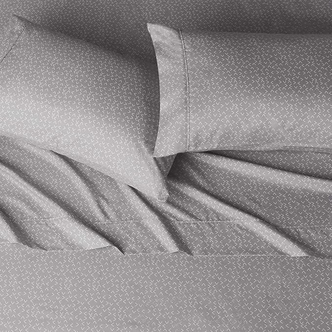 Amazon Basics Lightweight Wrinkle Free, Breathable Brushed Microfiber 4-Piece - Image 3