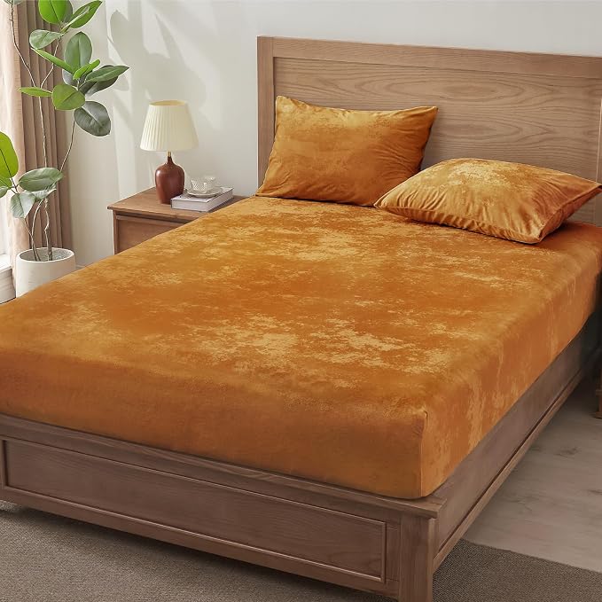BEDELITE Velvet Fitted Sheet and Pillowcases Set, Luxury Soft Fuzzy Bottom Sheet - Image 6