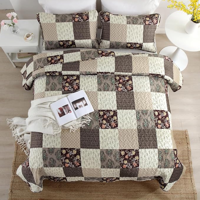 Xruibed Floral Plaid Patchwork Fall Quilt Set King Size 3 Pieces Taupe Beige - Image 3