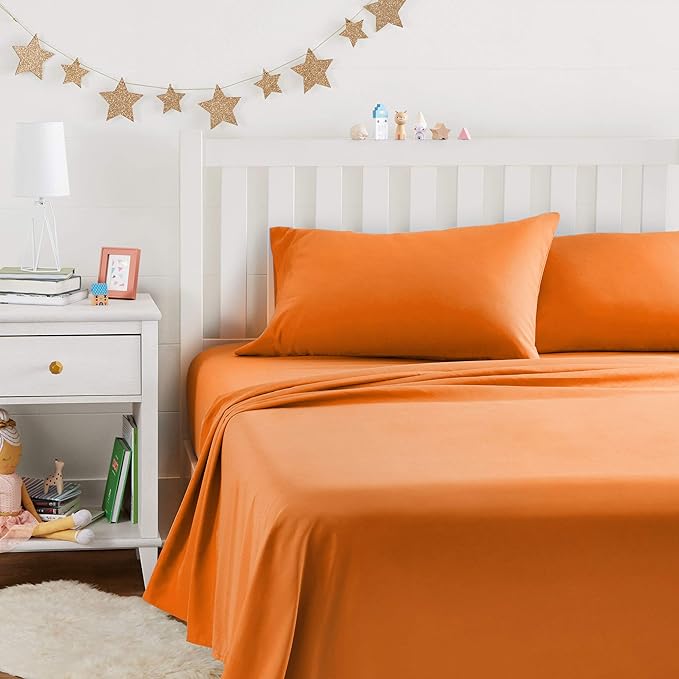 Amazon Basics Kid's Soft, Breathable, Easy-Wash Microfiber 4-Piece Sheet Set by AmazonBasics