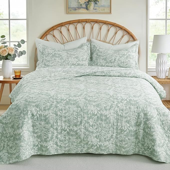 GOONE XL Queen Quilt Set 90x96 Inches, Sage Green Leaf Botanical Boho Bedspread by GOONE