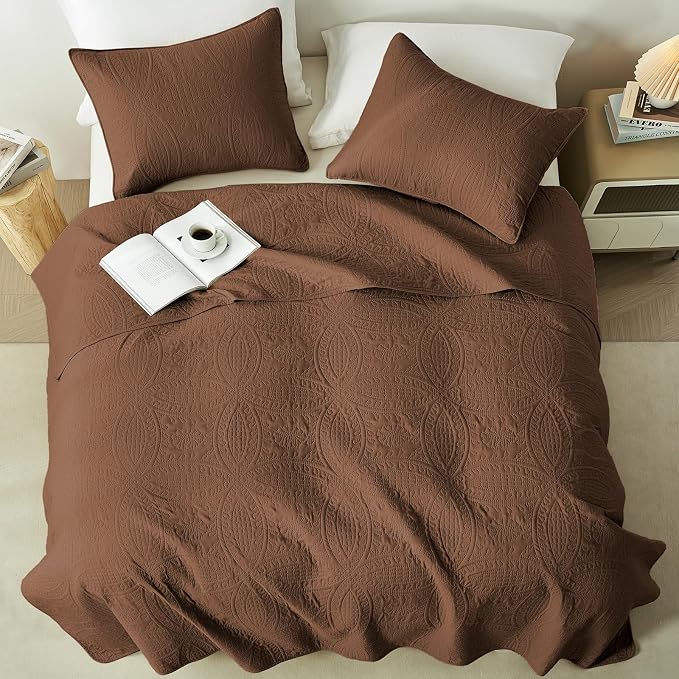akkialla King/Cal King Quilt Bedding Set, Lightweight Soft Bedspread Coverlet - Image 3
