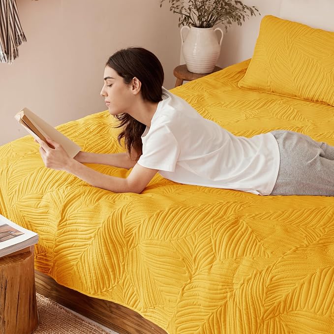 Exclusivo Mezcla Twin Quilt Bedding Set, Lightweight Yellow Quilts Twin Size - Image 4