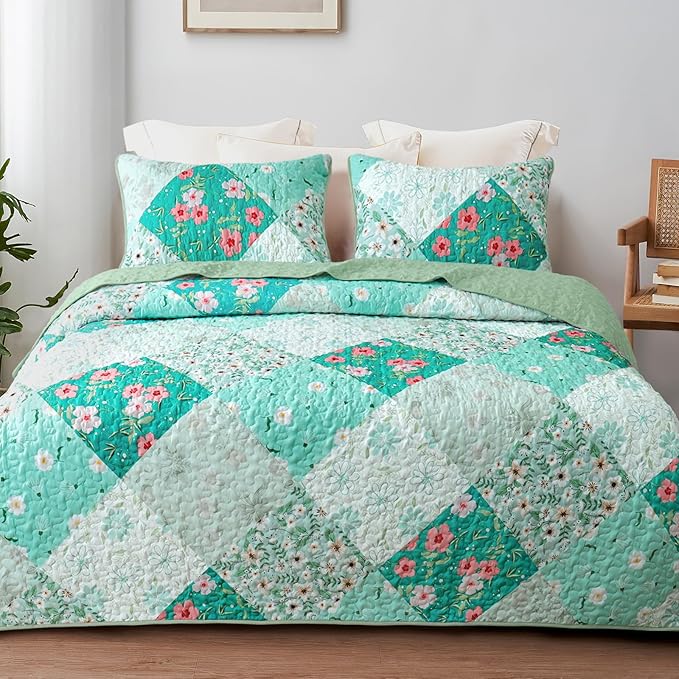 Whale Flotilla Patchwork Quilts Queen Size, Extra Soft Boho Floral Bedspreads by WHALEFLOTILLA