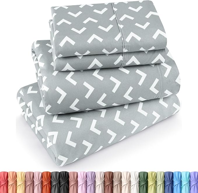 Utopia Bedding Queen Sheet Set, Soft Microfiber 4 Piece Bed Sheets by UTOPIABEDDING