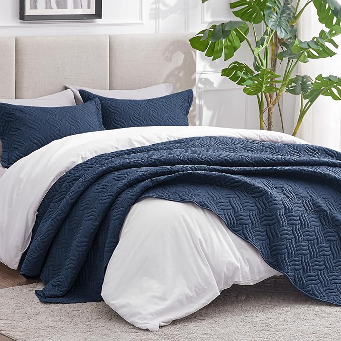 Love's cabin California King Size Quilt Bedding Set Navy Bedspread - Image 2
