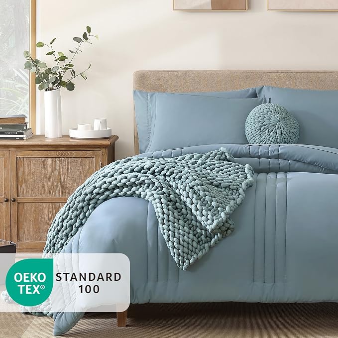 Monbix Queen Comforter Set - Image 2