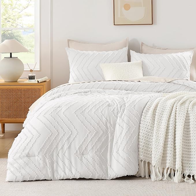 Andency White Comforter Full Size, Boho Soft Fluffy Warm Lightweight Bedding by Andency
