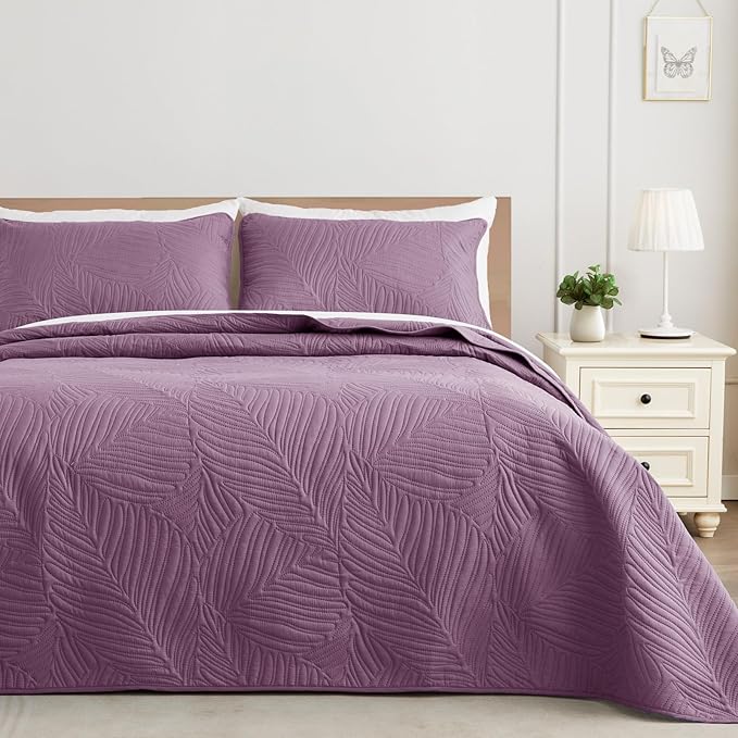 Exclusivo Mezcla Queen Quilt Bedding Set, Lightweight Dusty Lavender Quilts by ExclusivoMezcla