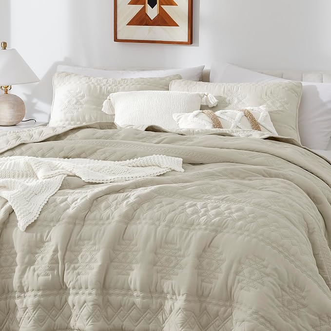 WDCOZY Beige Boho Quilt King Size Bedding Set - Image 3