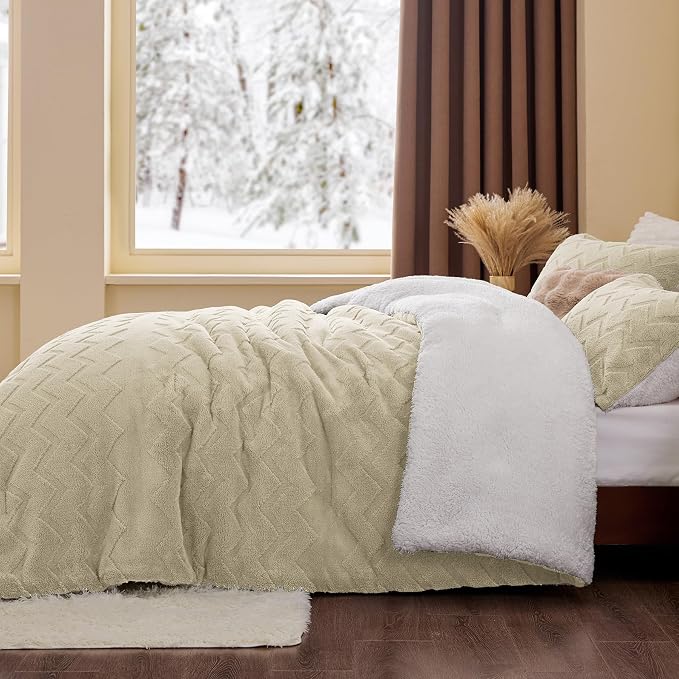 BEDELITE Fluffy Queen Comforter Set - Image 7