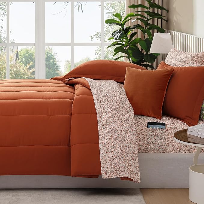 Monbix Full Comforter Set - Image 3