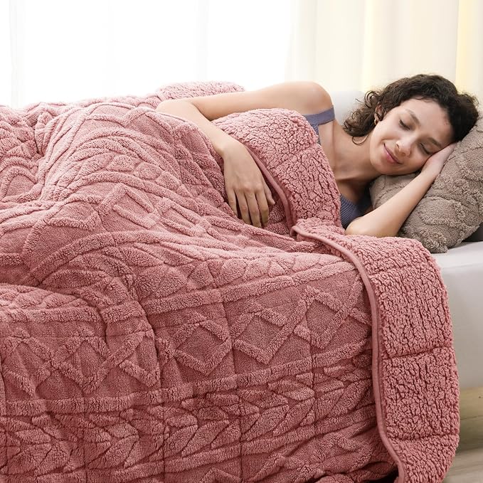 Cottonblue Jacquard Weighted Blanket 20 lbs - Image 8