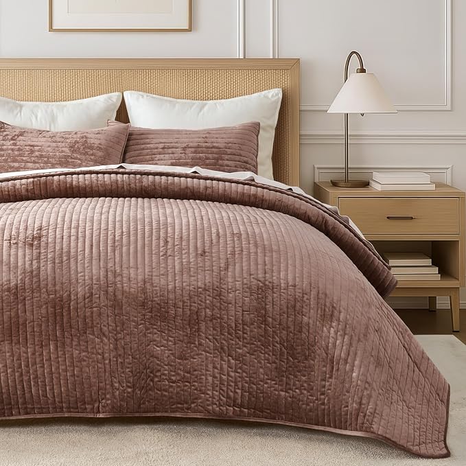 EVERGRACE Velvet Quilt Set Full Queen Size, Luxurious Soft Striped Channel - Image 2