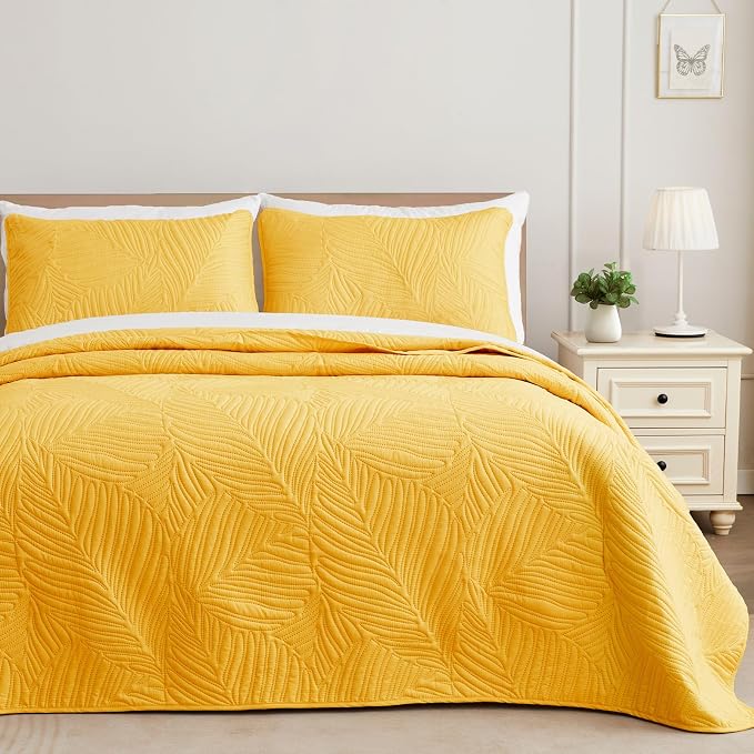 Exclusivo Mezcla Queen Quilt Bedding Set, Lightweight Yellow Quilts Queen Full by ExclusivoMezcla