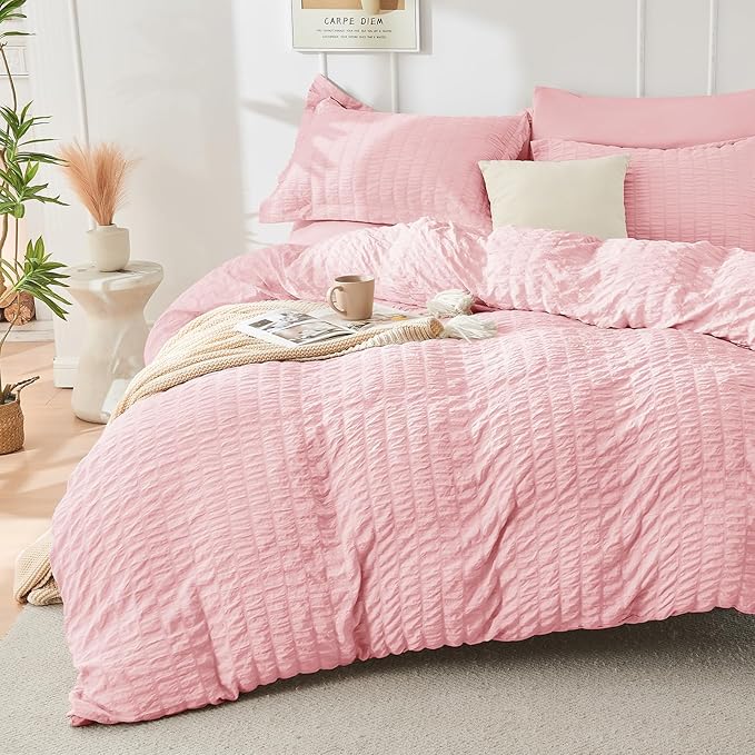 HYMOKEGE Pink Duvet Cover Queen Size, Ultra Soft 3-Piece Seersucker Duvet Cover by HYMOKEGE