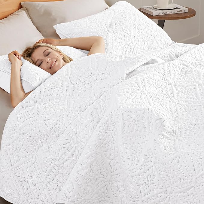 Exclusivo Mezcla Queen Quilt Bedding Set, Lightweight Soft Bedspreads Coverlets - Image 4